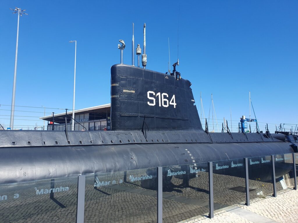 Almada submarine